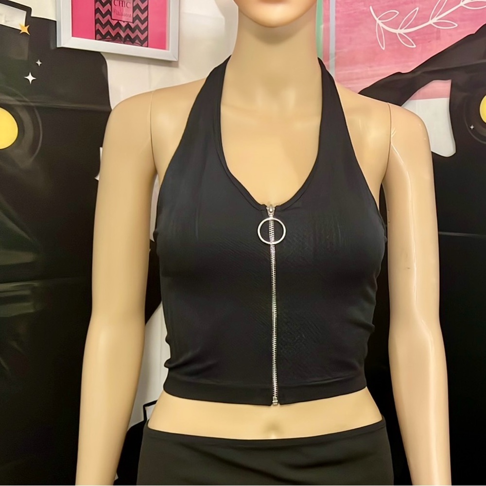 Bella Movement Black Halter Top - Picture 6 of 11